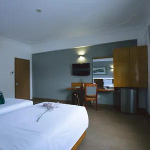 Happy Life Hotel